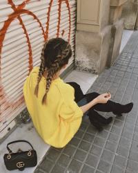 YELLOW JUMPER