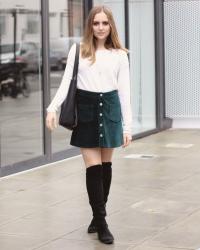 Vegan Look: Green Skirt