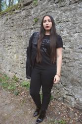ADDICTED TO BLACK