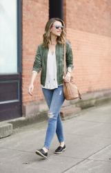 2 Ways To Wear: Bomber Jacket