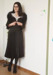 196. Gamiss blouse / H&M skirt