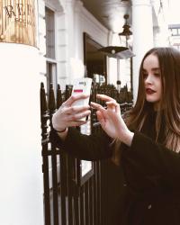 AFTERNOON TEA WITH BOOHOO