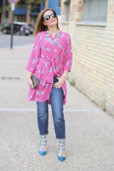 How to wear a dress over jeans: outfit idea with Metisu dress