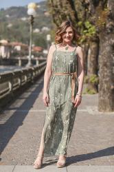 Sage green summer dress – Abito estivo verde salvia (Fashion Blogger Outfit)