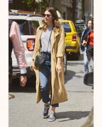 COPY HER LOOK: MANDY MOORE CASUAL OUTFIT 