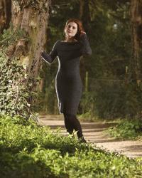 Yes yes, knit dress | Helen Mae Green for Steve Bond Images and Tip Top Hair Design 