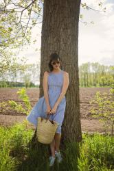 Outfit: pinafore dress, patch sneakers