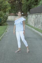 Outfit - Ruffles, stripes and white jeans