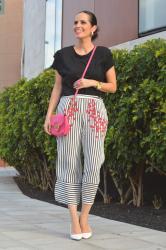 OUTFIT CON CULOTTE DE RAYAS Y FLORES