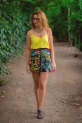 Visita a la finca La Laja - Bodega Los Berrazales con outfit tropical 