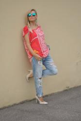 OUTFIT: RIPPED BOYFRIEND JEANS E CANOTTA FELICIA MAGNO 