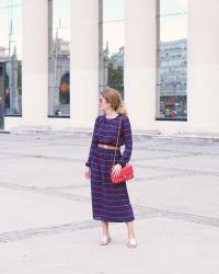 VESTIDO MIDI AZUL MARINO RAYAS ROJAS