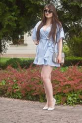 Błękitna Koszulowa Mini Sukienka /Striped Low Cut Short Wrap Dress
