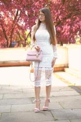 WHITE LACE DRESS