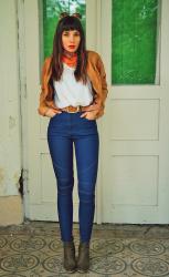 blue high waisted jeans