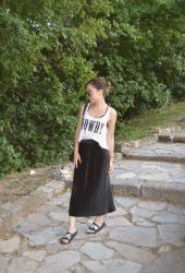 Outfit | Black, white and pleats