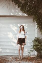 How to wear denim mini black skirt?!