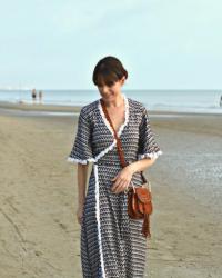 A KIMONO STYLE DRESS FOR FERRAGOSTO