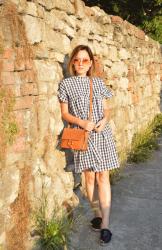 Outfit | Sun kissed in gingham dress