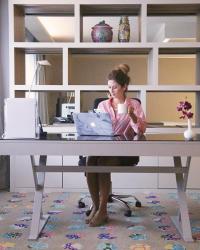 WORKING GIRL: TRABAJAR EN VACACIONES