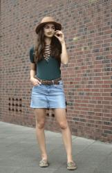 OUTFIT | Body and Jeans Skirt