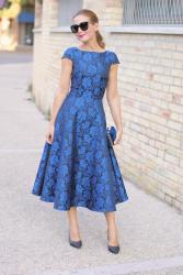 Blue elegant jacquard midi dress