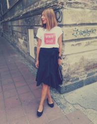 Frilled skirt