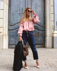 Blusa off shoulder seda rosa