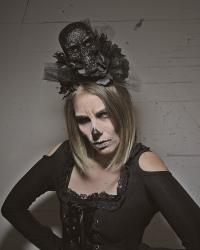 # Halloween is Back : I'm a SKULL GIRL ! 💀