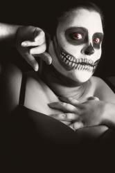 « Red eyes for Halloween… »