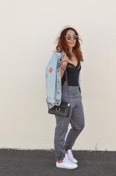 Un look street avec un pantalon chic