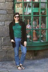 {outfit} Celebrating the Holidays at the Wizarding World of Harry Potter