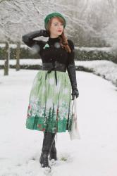 Outfit: snow scene