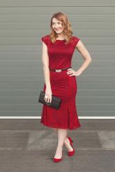 Christmas Day Outfit: Red Lace Midi Dress (Perfect for Curves!) #iwillwearwhatilike