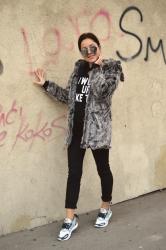 Outfit | Grey faux fur jacket