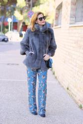How to wear floral pants in Winter: 70s inspired outfit