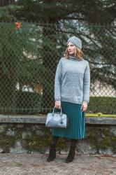 Pleated velvet skirt – Come abbinare una gonna di velluto a pieghe