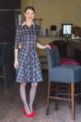 tartanové šaty s červenými lodičkami // handmade tartan dress