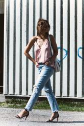 Dusky pink camisole and Levi’s