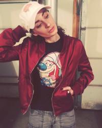 looking at the camera: a journey
#renandstimpy #dadhat #cateye...