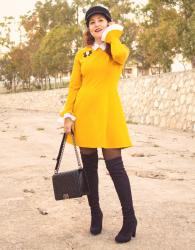 Con Vestido Amarillo-With Little Yellow Dress
