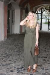 Jumpsuit olive green