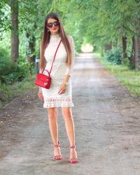 YOINS WHITE LACE DRESS