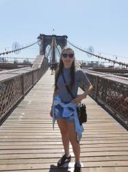 New York-Brooklyn Bridge i Manhattan nocą