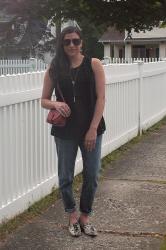 {outfit} White Picket Fences