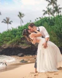 The Do's & Don'ts For a Vow Renewal 