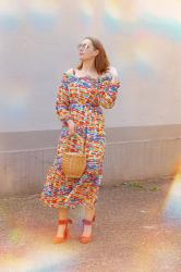 LIGHTWEIGHT CHIFFON DRESS AND NIEDZICA CASTLE