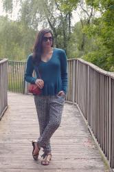 {outfit} The Long and Windey Bridge