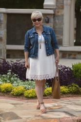 Little White Lace Dress & Linkup