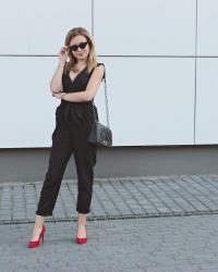 BLACK JUMPSUIT